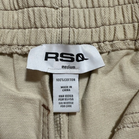 Tilly’s RSQ Cream Cargo Pants Relaxed Fit Lightweight - Picture 6 of 7